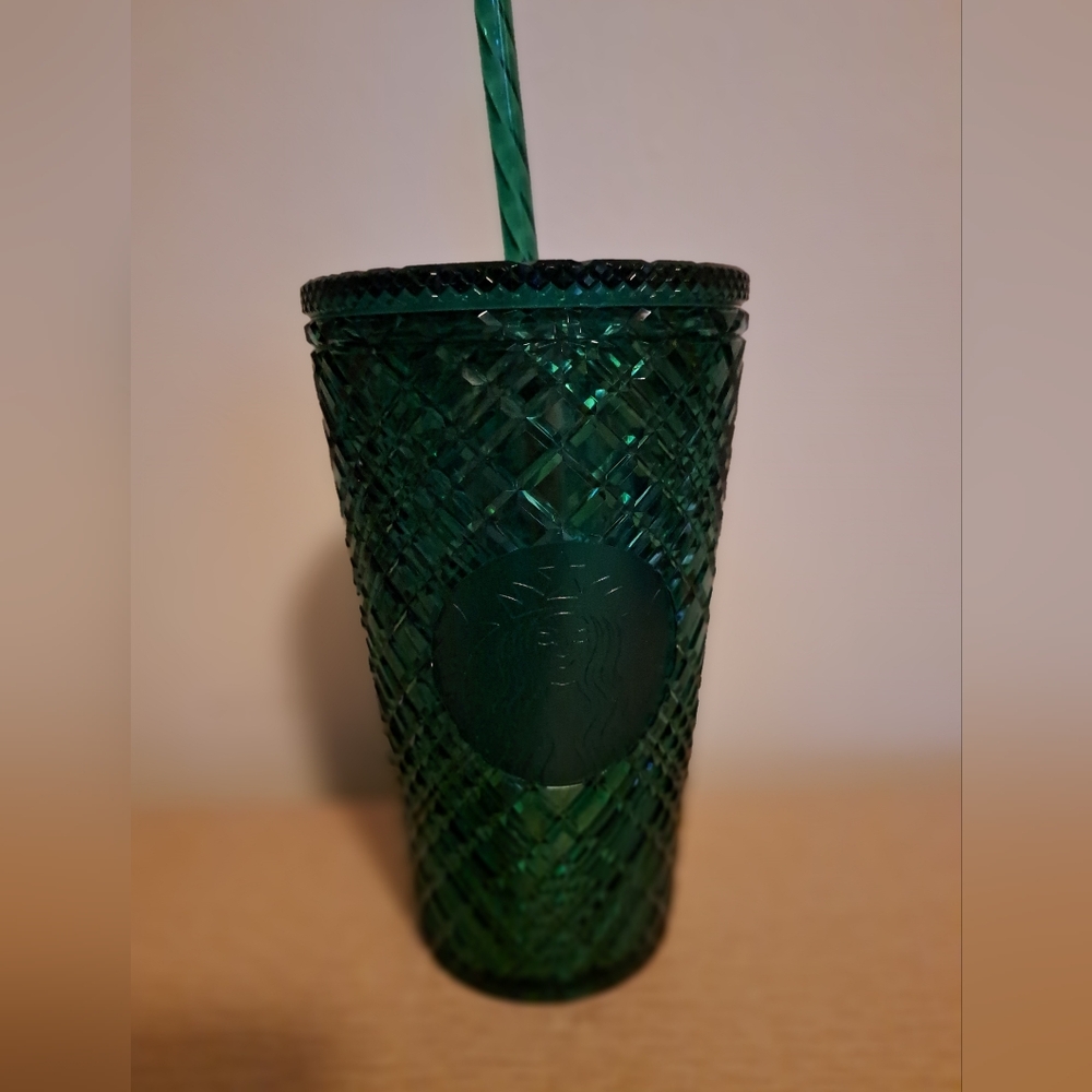 Starbucks 2021 Diamond Grande Tumbler NWT Emerald Green